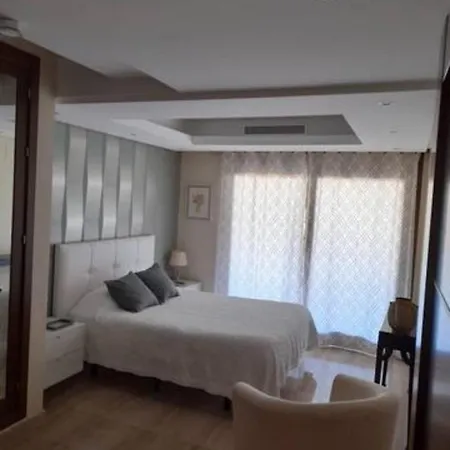 Bahia De La Plata-exclusive Seafront Apartment-4pax Apartamento Estepona