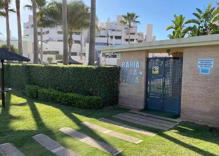 Bahia De La Plata-exclusive Seafront Apartment-4pax エステポナ