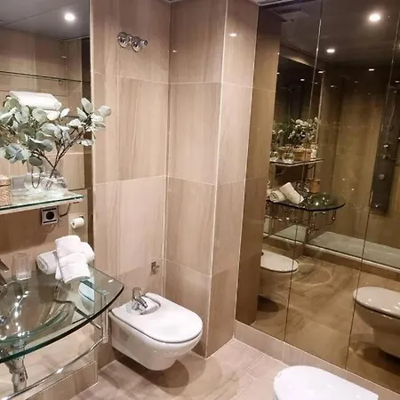 Bright Seafront Apartment-bahia De La Plata-4 People *